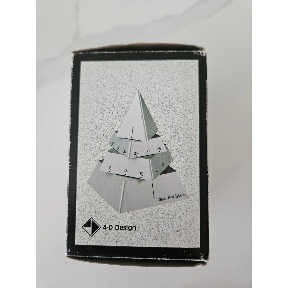 4-D Design Time Pyramid Clock Vintage 1988 TP-19 Silver Postmodern Kinetic Art